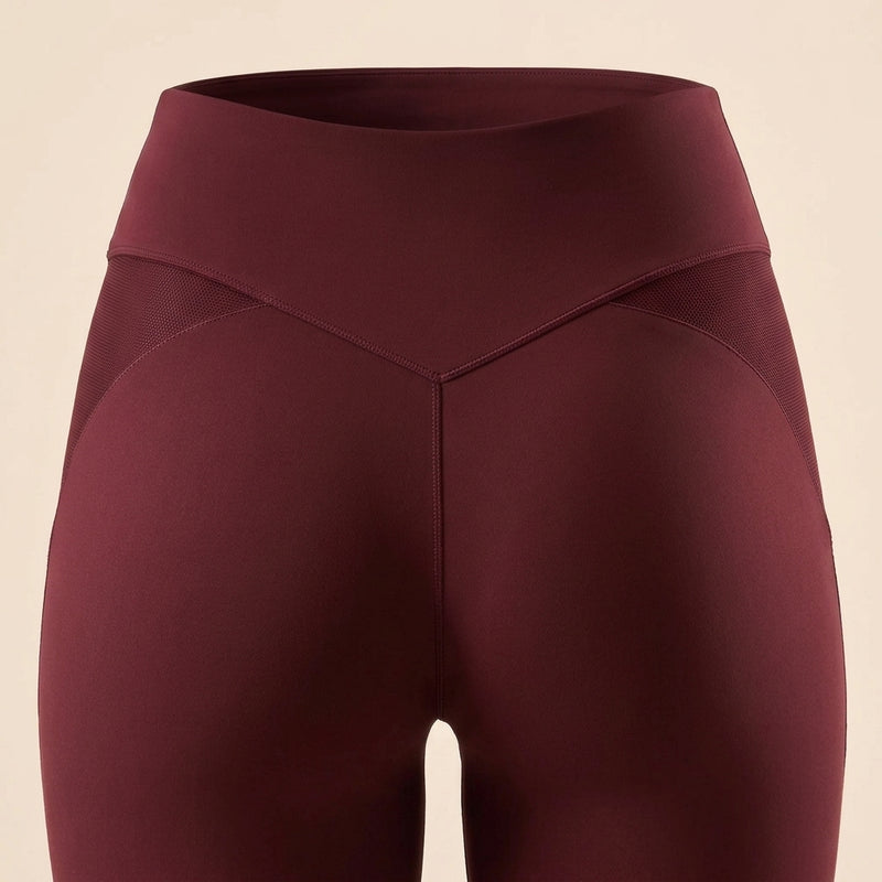 A waistband shaped around you.